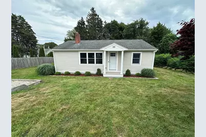 88 Beach St, Plymouth, MA 02360 - Photo 1