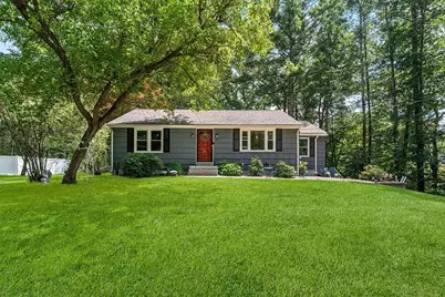 10 Mason Rd, Holden, MA 01522 - Photo 1