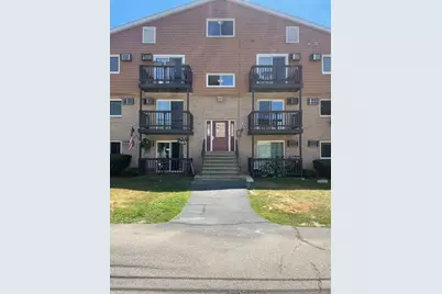 310 Brook Village Rd #18, Nashua, NH 03062 - Photo 1