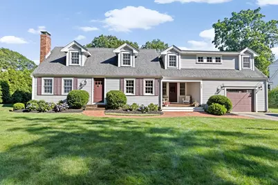 265 Surplus St, Duxbury, MA 02332 - Photo 1