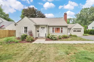 94 Fenimore Blvd, Springfield, MA 01108 - Photo 1