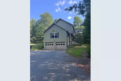 70 Sawyer St, Gardner, MA 01440 - Photo 1
