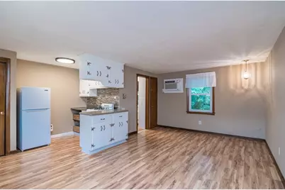 35 Park Ave #7, West Springfield, MA 01089 - Photo 1