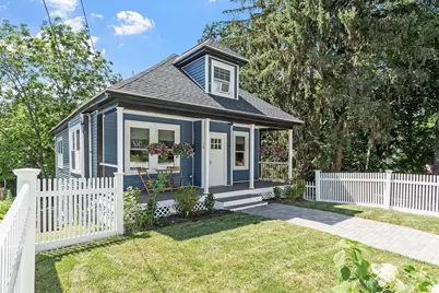 10 Burnham Rd., Andover, MA 01810 - Photo 1