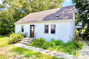 119 Green St, Woburn, MA 01801 - Photo 1