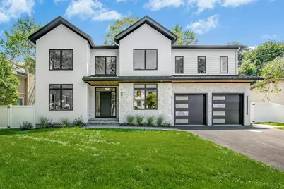 109 Harwich Rd, Newton, MA 02467 - Photo 1