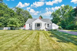 21 Hunting Ln, Wilbraham, MA 01095 - Photo 1