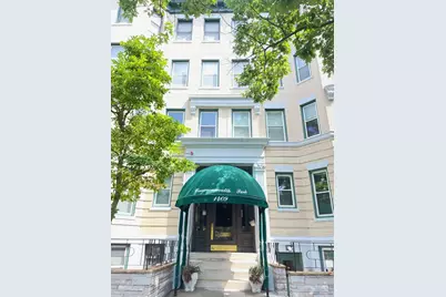 1409 Commonwealth Ave. #305, Boston, MA 02135 - Photo 1