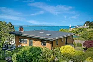 52 Cloutmans Ln, Marblehead, MA 01945 - Photo 1