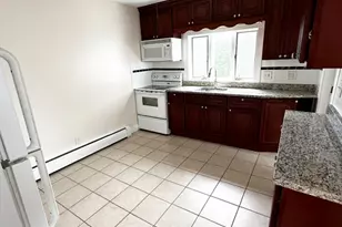 18 Boston St, Middleton, MA 01949 - Photo 1