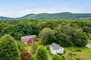 82 Lovefield St, Easthampton, MA 01027 - Photo 1