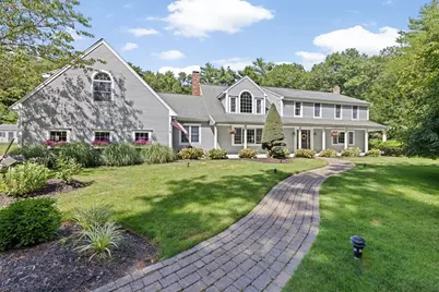 78 North St, Duxbury, MA 02332 - Photo 1