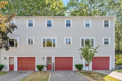 106 Park Ave W #D9, Lowell, MA 01852 - Photo 1