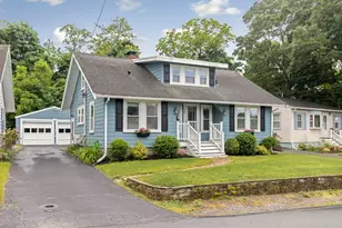 19 Lake Shore Dr, Weymouth, MA 02189 - Photo 1