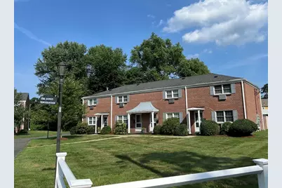 27 Dewey Avenue #1, Westfield, MA 01085 - Photo 1