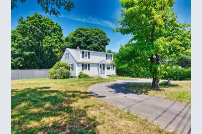 462 Old Westport Rd, Dartmouth, MA 02747 - Photo 1
