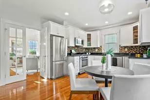 9 Swetts Ct, Watertown, MA 02472 - Photo 1