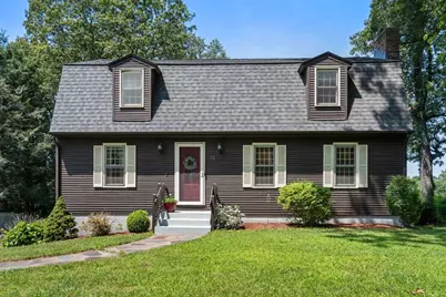 32 Linda Dr, Westfield, MA 01085 - Photo 1