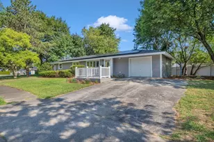 3 Exeter Rd, Beverly, MA 01915 - Photo 1