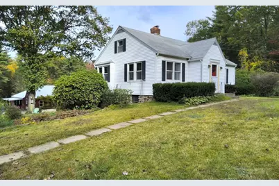 323 New Boston Rd, Sturbridge, MA 01566 - Photo 1