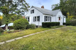 323 New Boston Rd, Sturbridge, MA 01566 - Photo 1