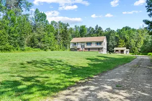 788 Flintstone Rd, Windsor, MA 01270 - Photo 1