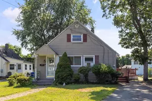 34 Canterbury Rd, Springfield, MA 01118 - Photo 1