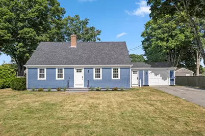 131 Maple Ave, Swansea, MA 02777 - Photo 1