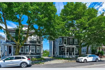 285 Medford St #1, Somerville, MA 02143 - Photo 1