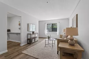 157 Franklin St, Stoneham, MA 02180 - Photo 1