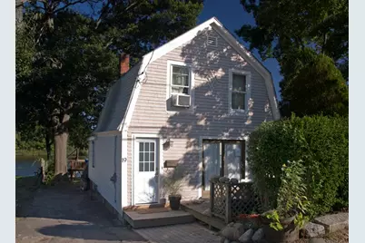 19 Seaver Rd, Weymouth, MA 02189 - Photo 1