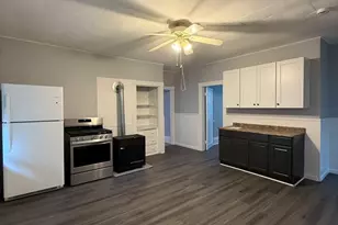 62 Harrison St, Worcester, MA 01604 - Photo 1