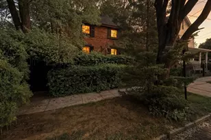 9 Union St, Chicopee, MA 01013 - Photo 1