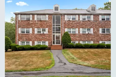 88 Edgelawn Ave #8, North Andover, MA 01845 - Photo 1