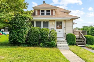 130 Beverly Rd, Worcester, MA 01605 - Photo 1