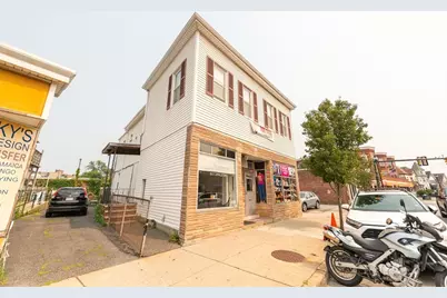 133 Main St, Everett, MA 02149 - Photo 1