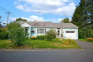 2 Admiral St, Easthampton, MA 01027 - Photo 1