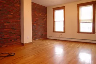 527 E 3rd St, Boston, MA 02127 - Photo 1