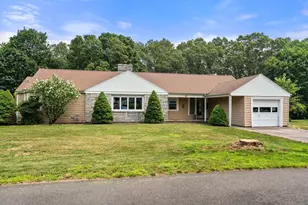 54 Pine Ridge Dr, Franklin, MA 02038 - Photo 1