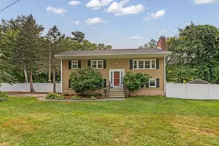 11 Brookside Ln, Burlington, MA 01803 - Photo 1