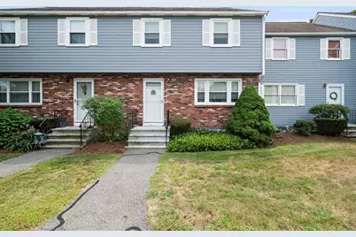 4 Franklin Sq #L, Randolph, MA 02368 - Photo 1