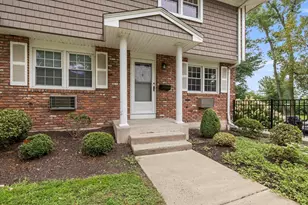 418 Meadow St, Agawam, MA 01001 - Photo 1