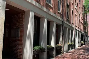 120 Commercial St, Boston, MA 02109 - Photo 1