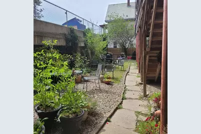25 Roslyn St #3, Salem, MA 01970 - Photo 1