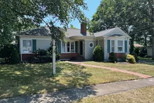 44 Sheldon St, Dartmouth, MA 02747 - Photo 1