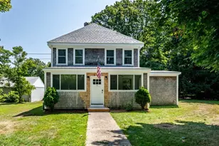 5 Bradford Ave, Kingston, MA 02364 - Photo 1