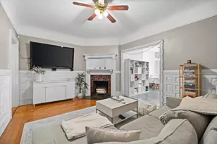 259 Beacon St, Boston, MA 02116 - Photo 1