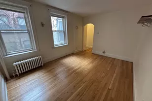 7 Grove St, Boston, MA 02114 - Photo 1