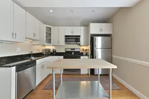 161 H St, Boston, MA 02127 - Photo 1