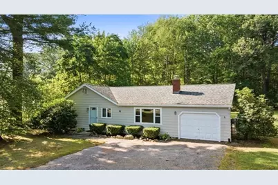 926 S Main Street, Bellingham, MA 02019 - Photo 1